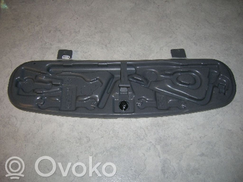 BMW 3 E46 Įrankių daiktadėžė 