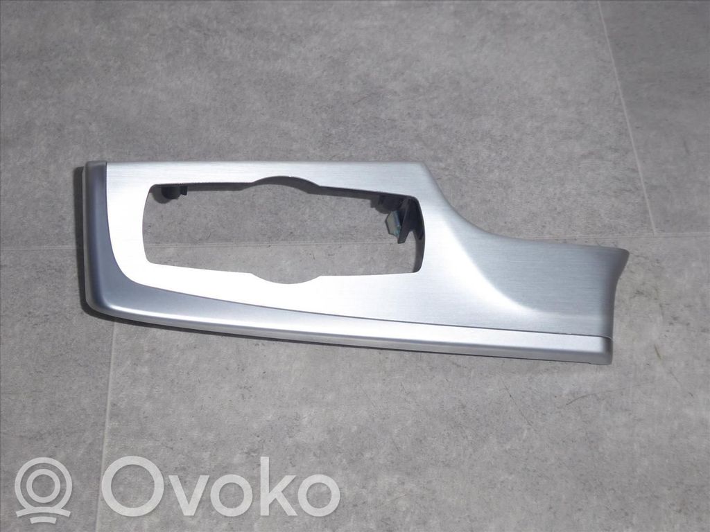 BMW 5 F10 F11 Ramka deski rozdzielczej 