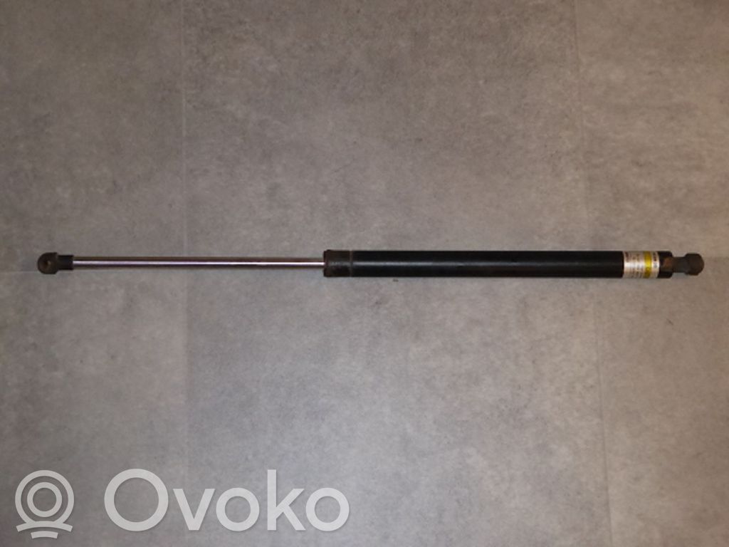 BMW 3 E36 Tailgate/trunk strut/damper 