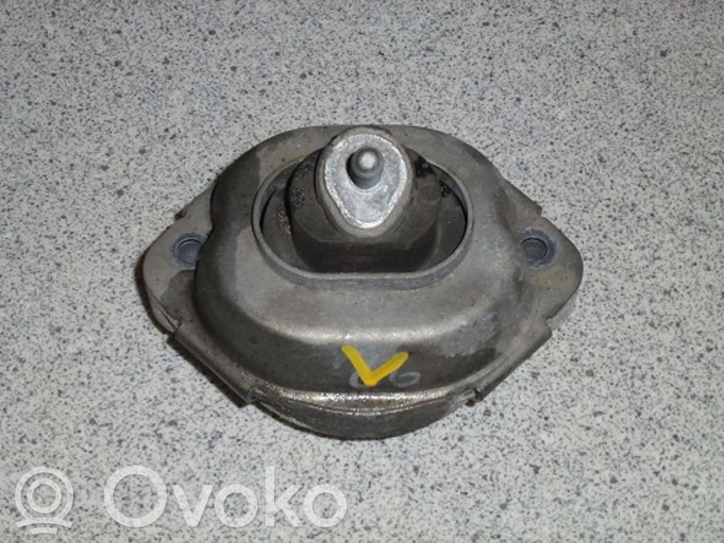 BMW X3 E83 Engine mount bracket 