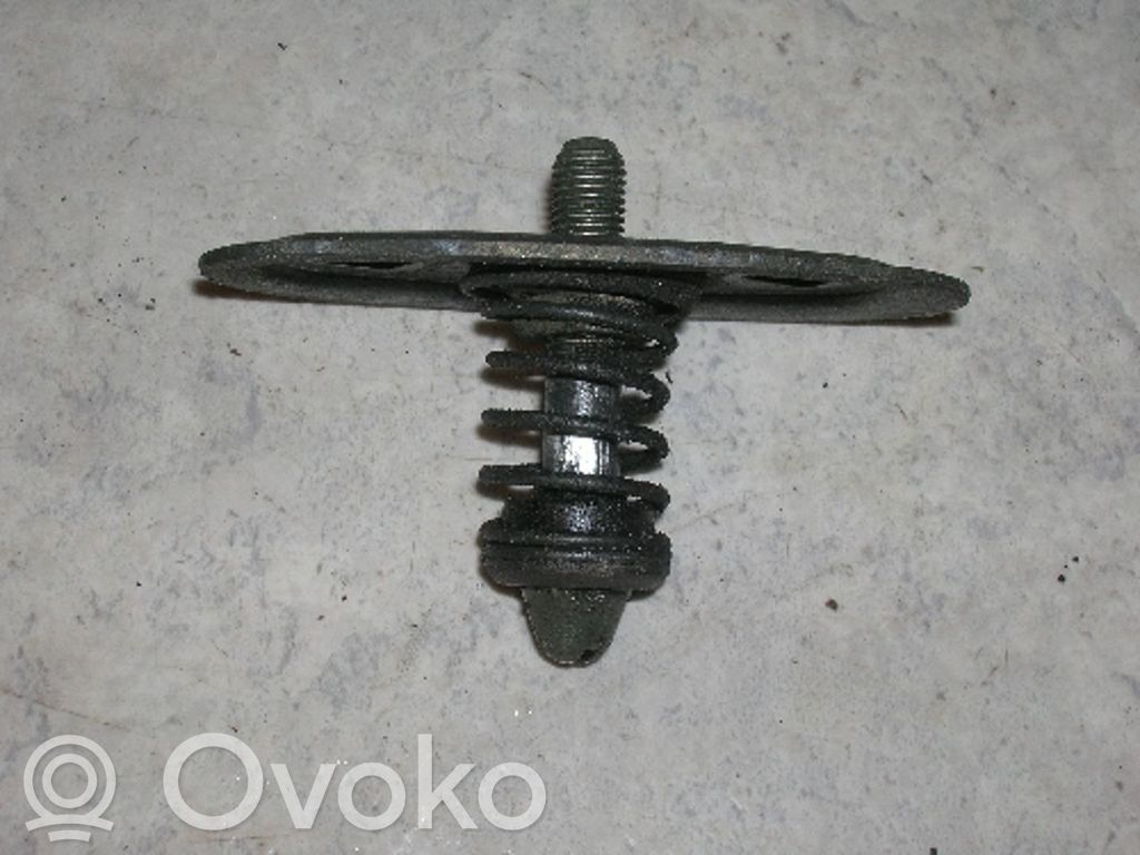 BMW 3 E36 Zamek pokrywy przedniej / maski silnika 