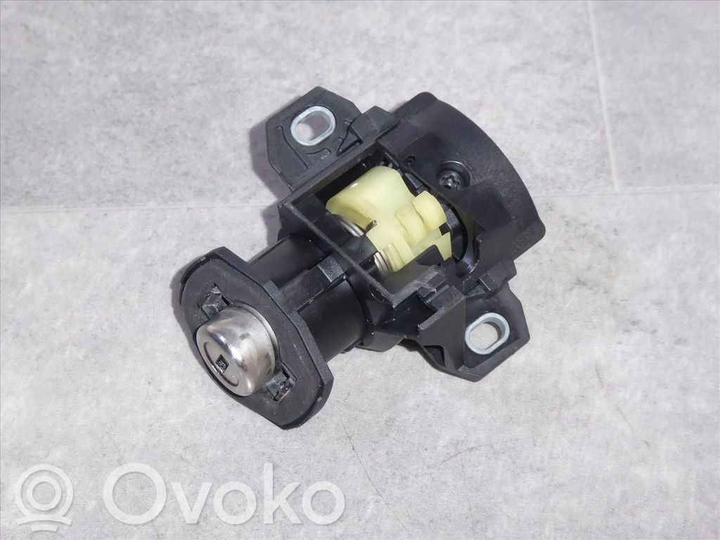 Tailgate/trunk/boot lock/catch/latch   51247208719,51247208719