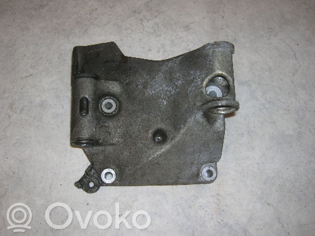 BMW 3 E36 Generator/alternator bracket 