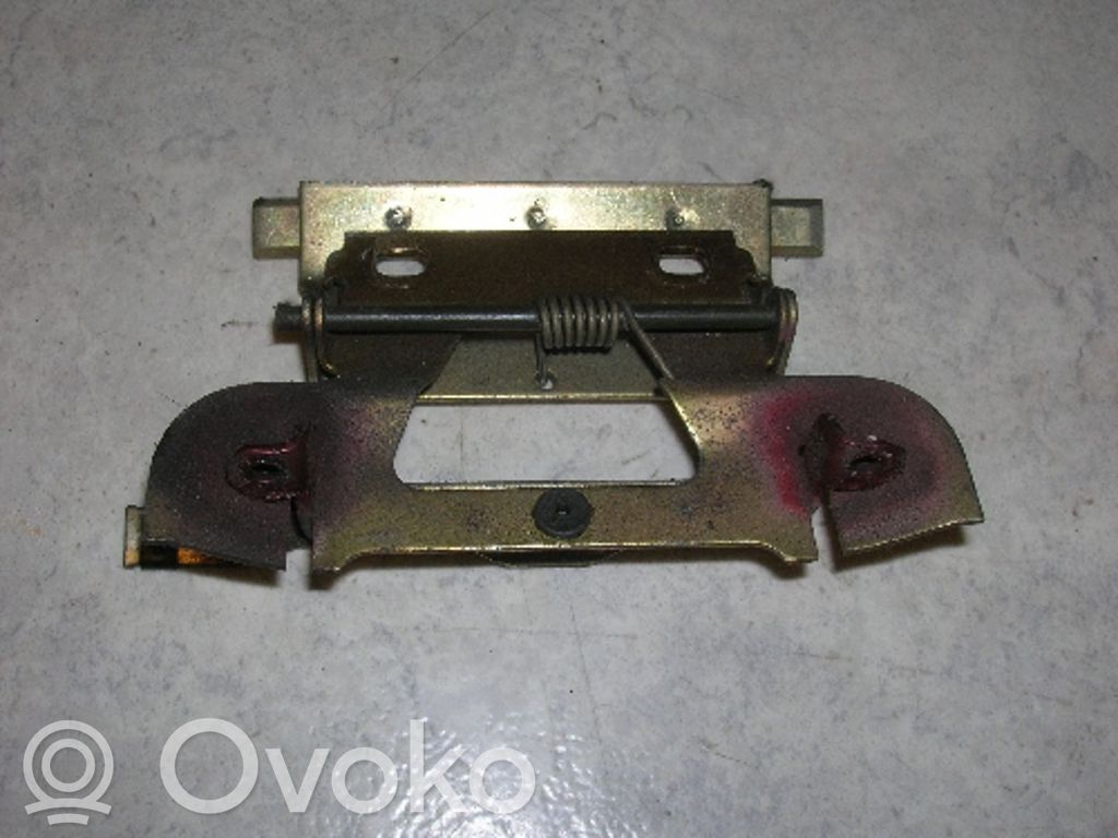 Manecilla interna puerta trasera   51211904630,51211904630