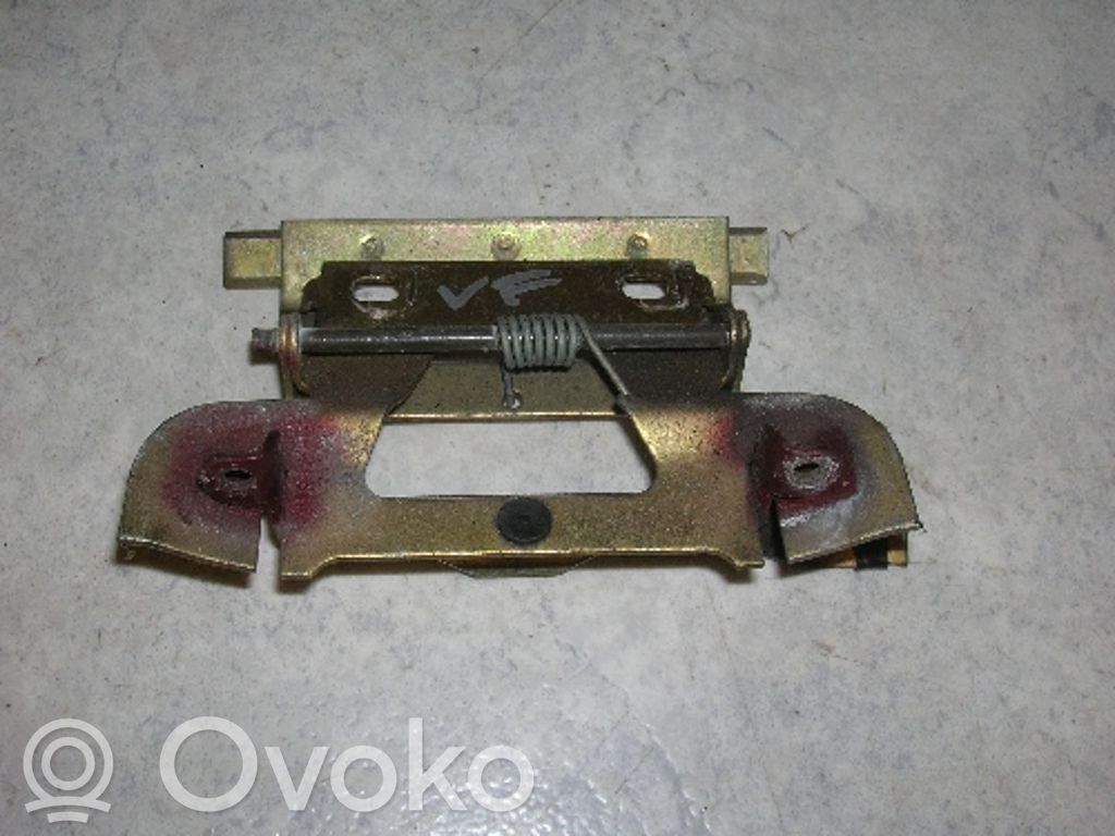 BMW 3 E30 Klamka wewnętrzna drzwi tylnych 