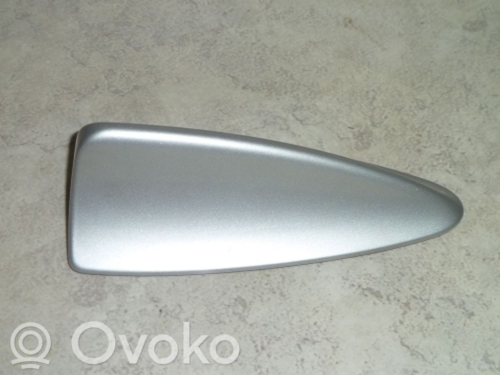 BMW 5 E60 E61 Radion antenni 