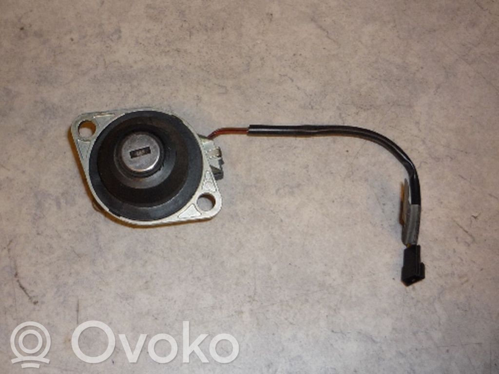 Tailgate/trunk/boot lock/catch/latch   51248216812,51248216812