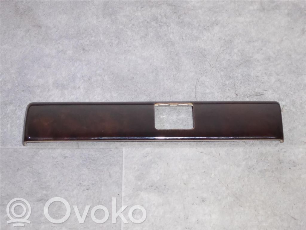 BMW 7 E38 Moldura del extremo lateral de panel 