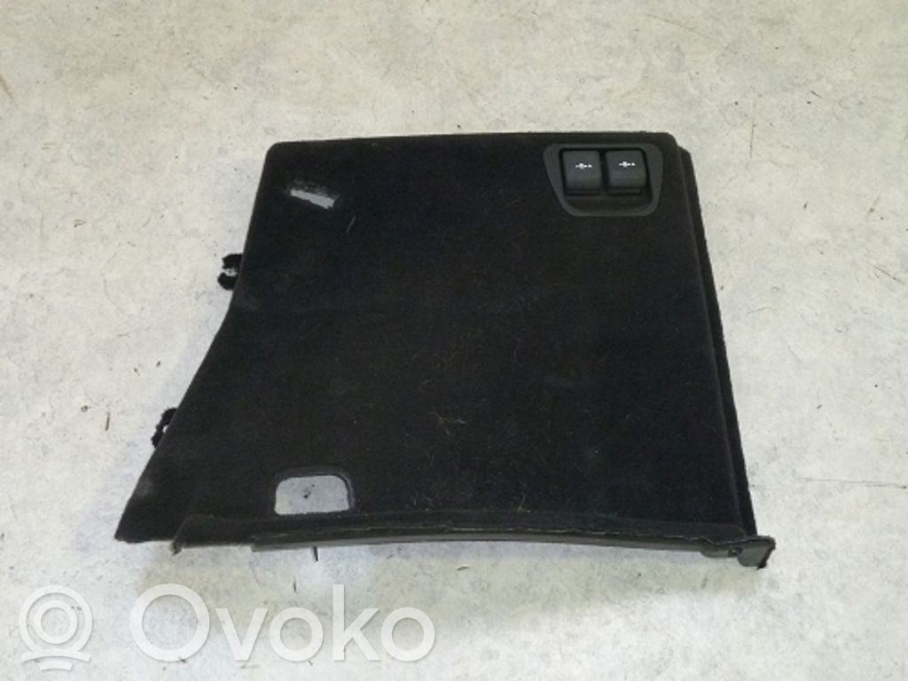 BMW X5 E53 Boczek / Tapicerka / bagażnika 