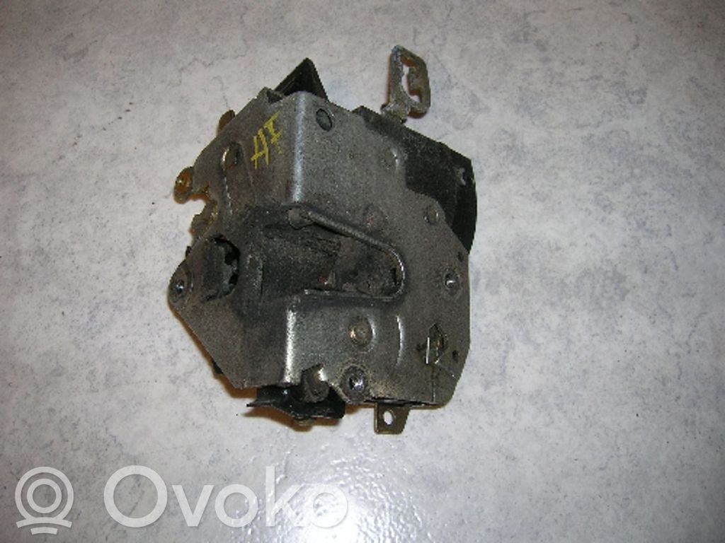 Etuoven lukko   51218122204,51218122204