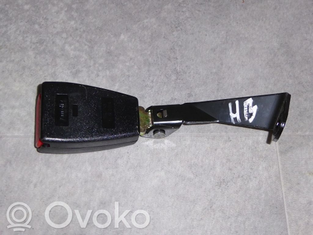 BMW 3 E46 Cinturón trasero 