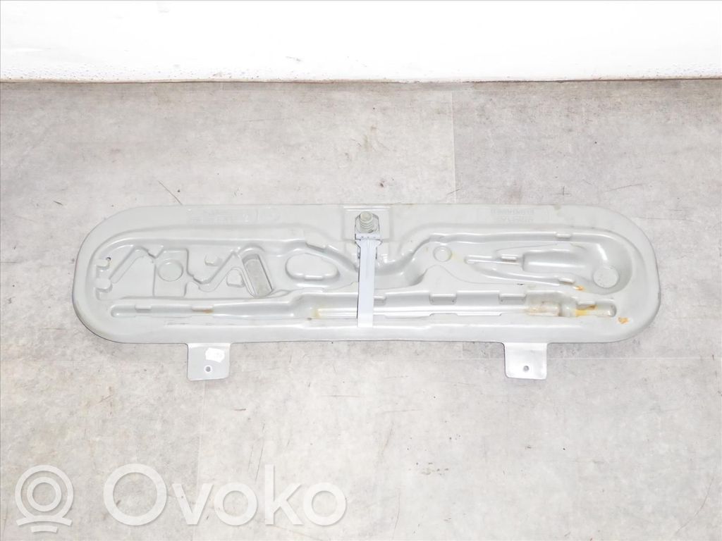 BMW 3 E36 Tool box 