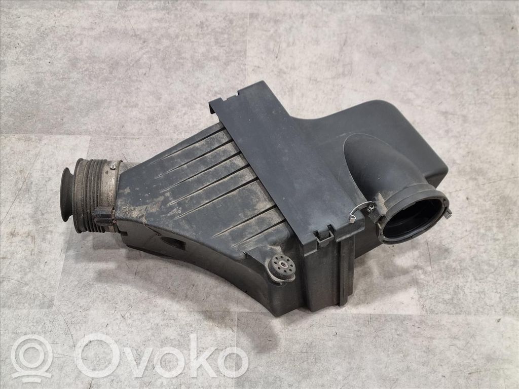 BMW 5 E39 Įsiurbimo rezonatorius 