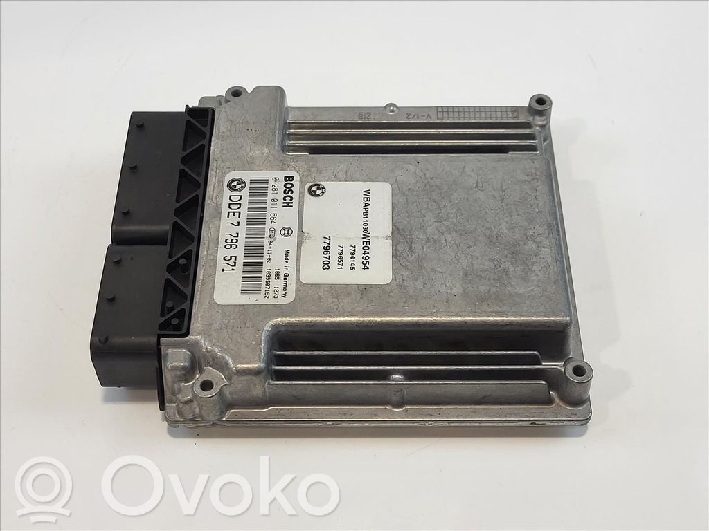 BMW X3 E83 Engine control unit/module 