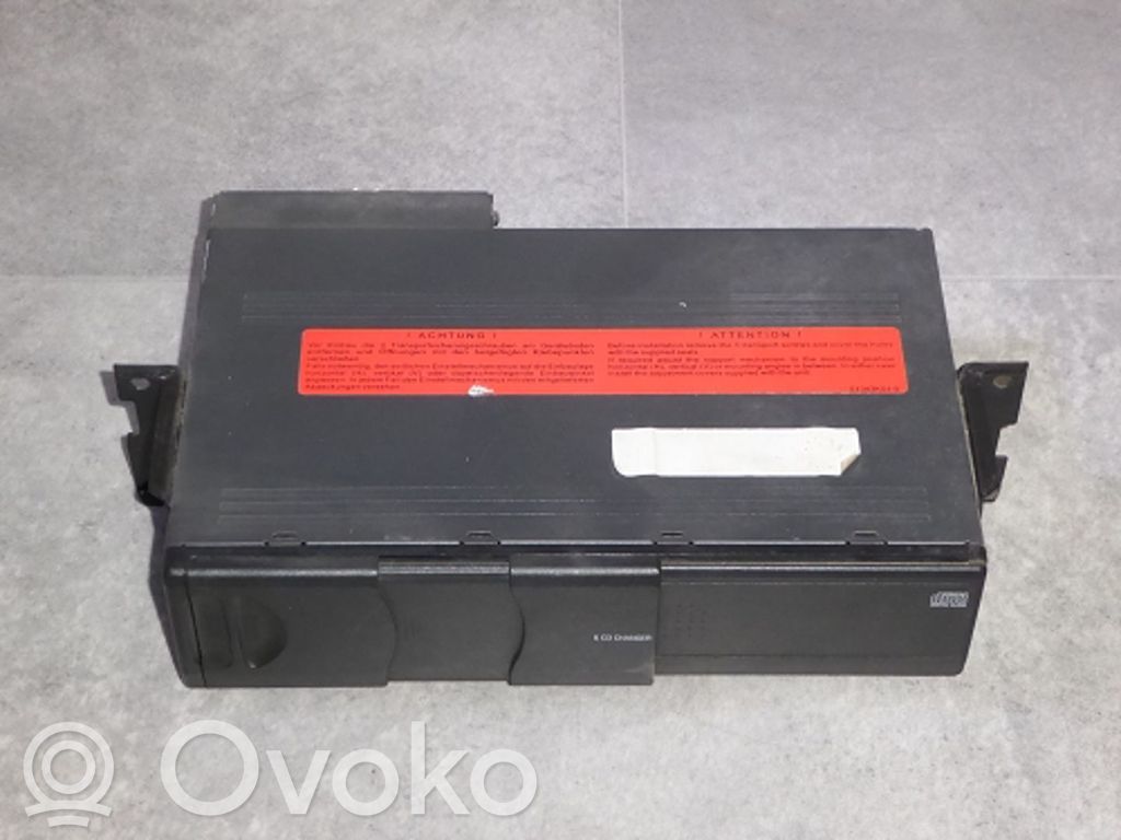 BMW 3 E46 CD/DVD keitiklis 
