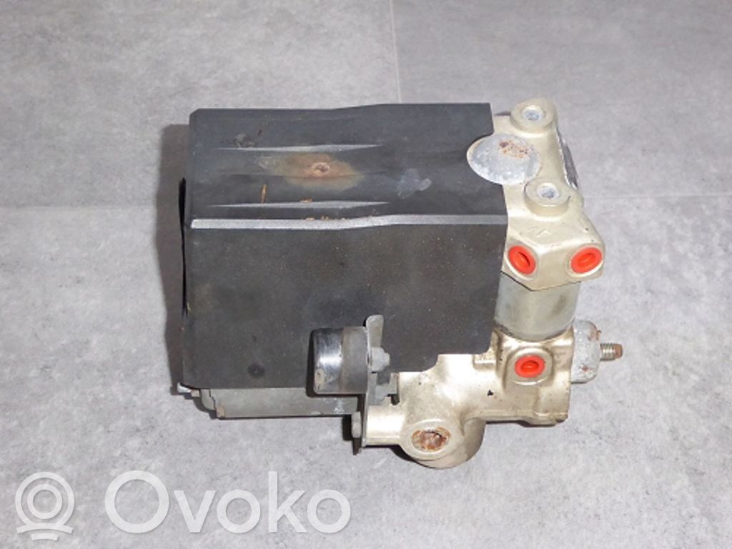 BMW 3 E30 ABS Pump 
