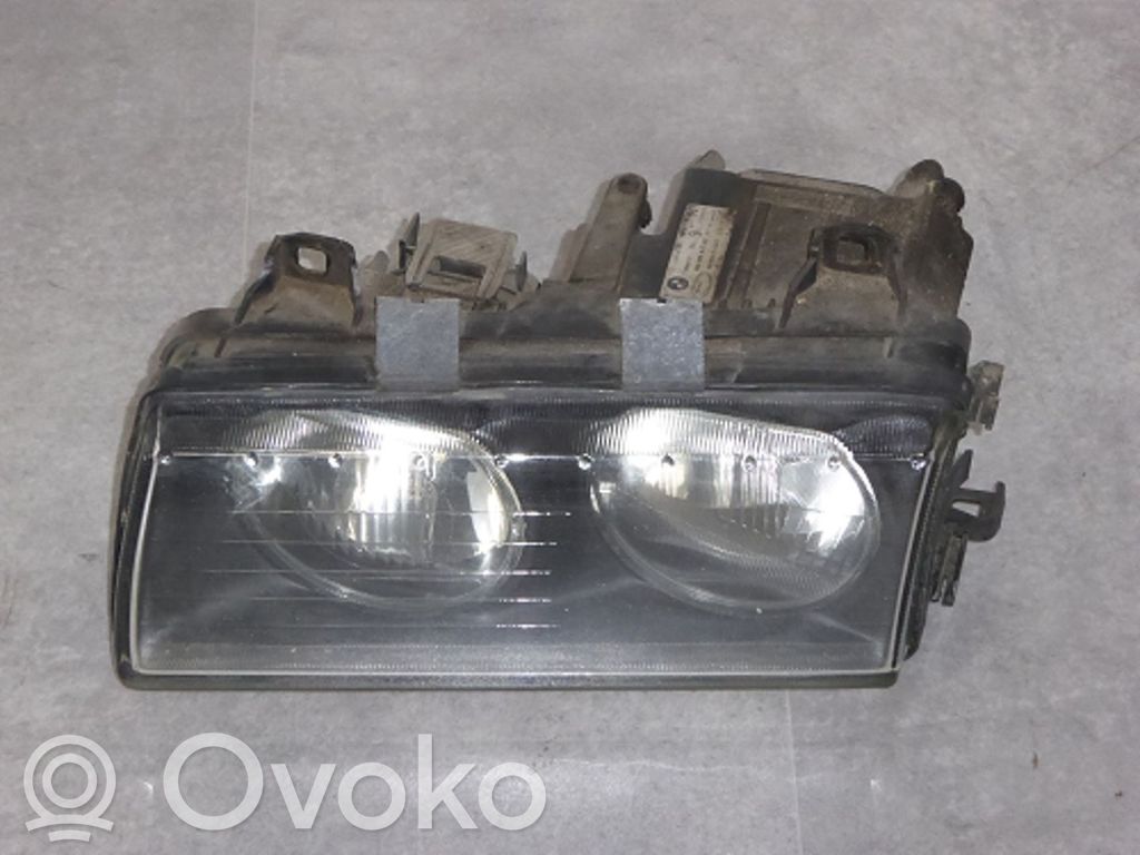 BMW 3 E36 Piesă far 