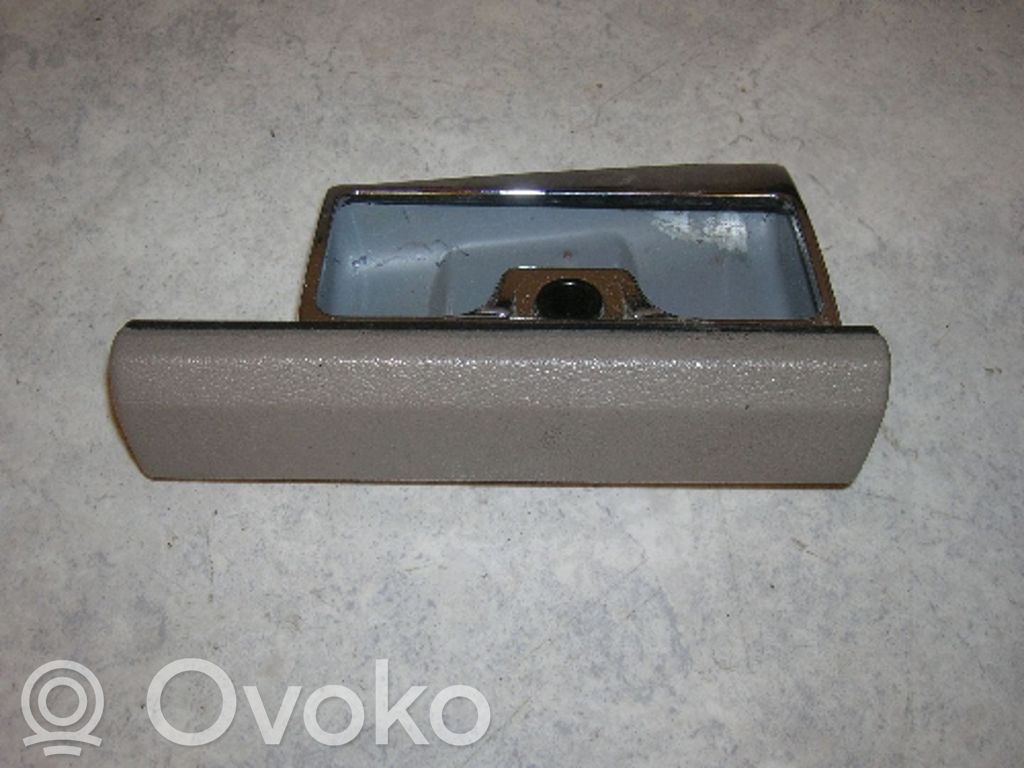 BMW 5 E34 Pelnutrauks (priekšā) 