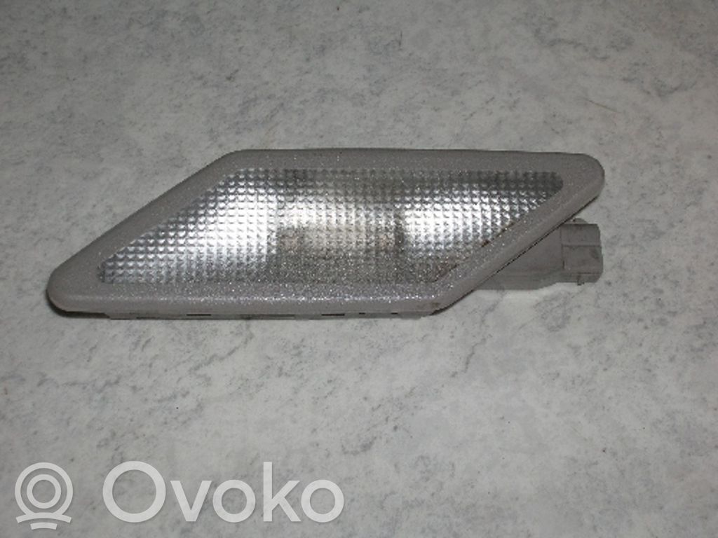 BMW 3 E36 Luz del asiento trasero 