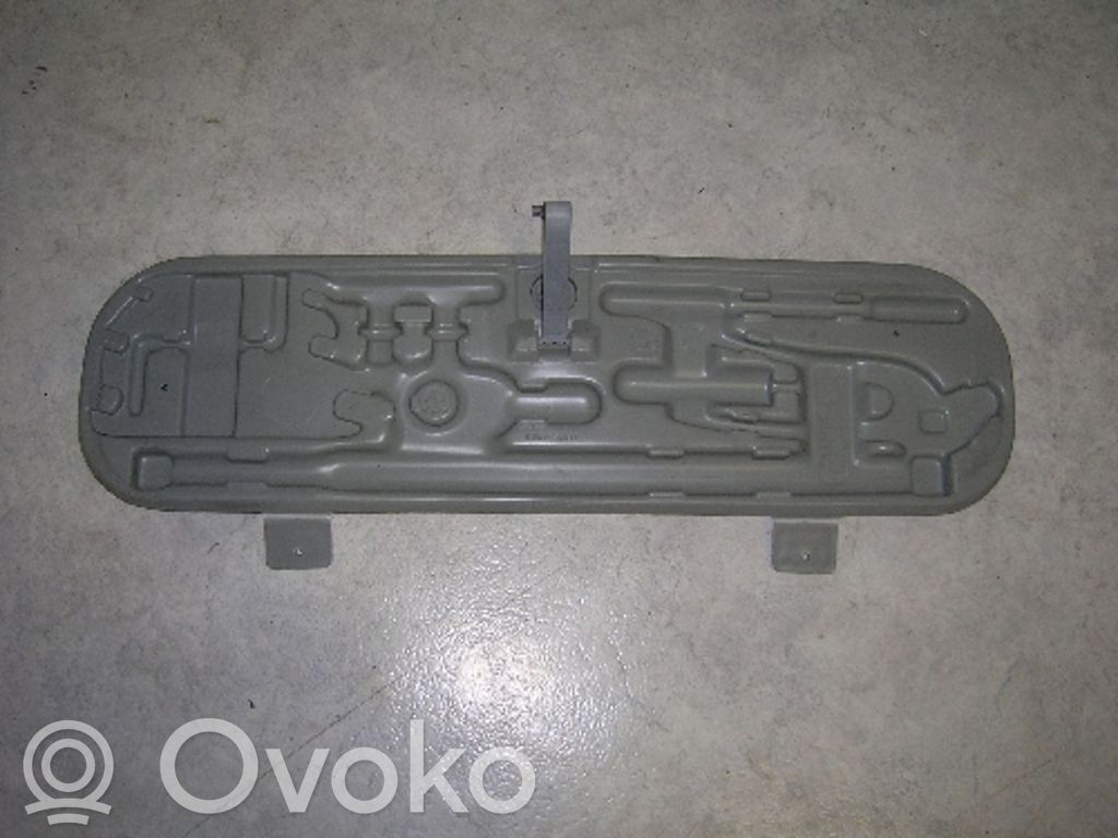 BMW 3 E36 Tool box 