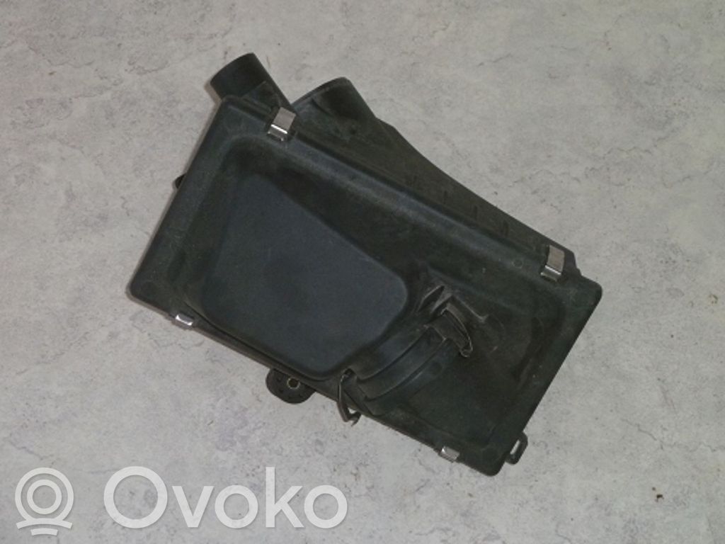 BMW 7 E38 Ansaugdämpfer Resonator 