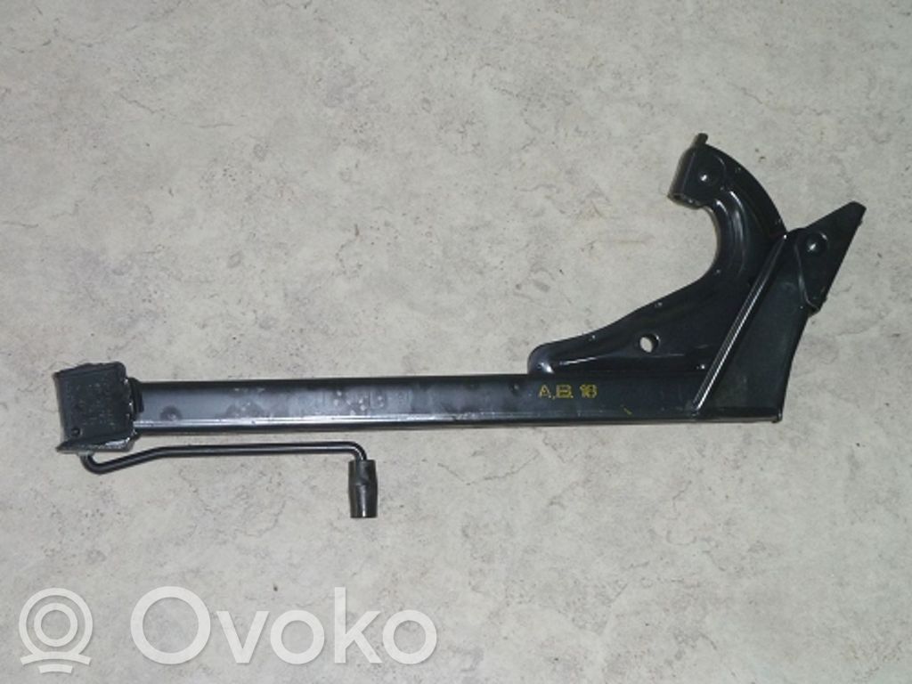 BMW 5 E34 Lift Jack 