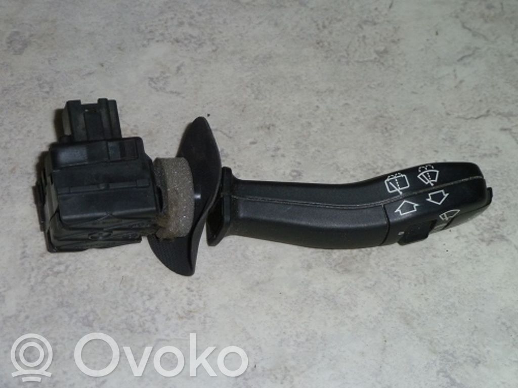 BMW 5 E39 Pyyhkimen kytkin 