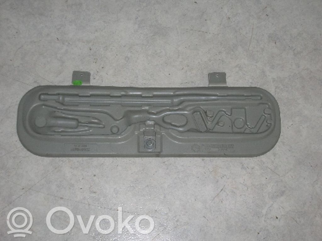 BMW 3 E36 Tool box 