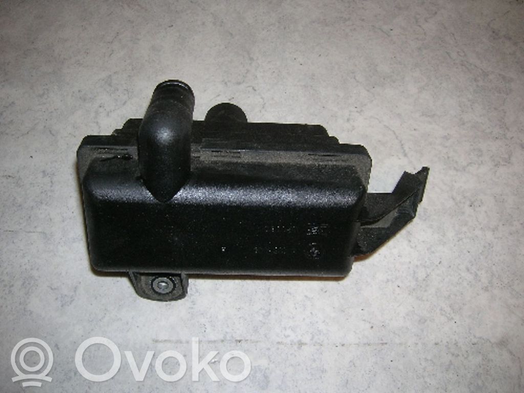 BMW 5 E34 Įsiurbimo rezonatorius 