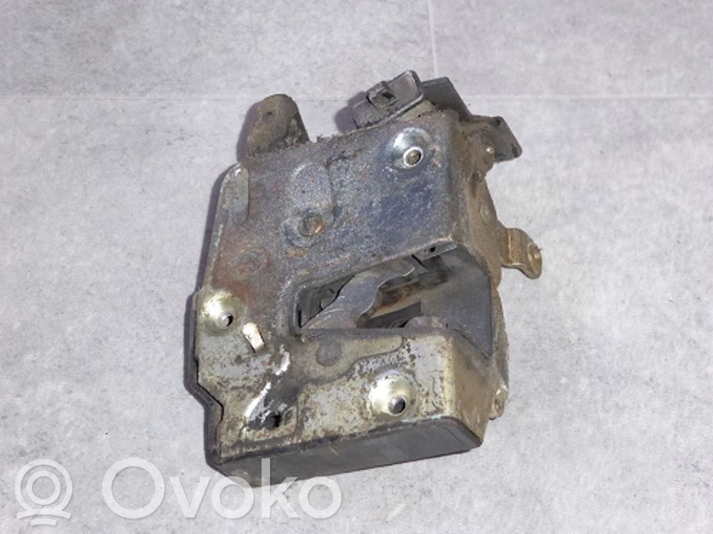 BMW 3 E30 Rear door lock 