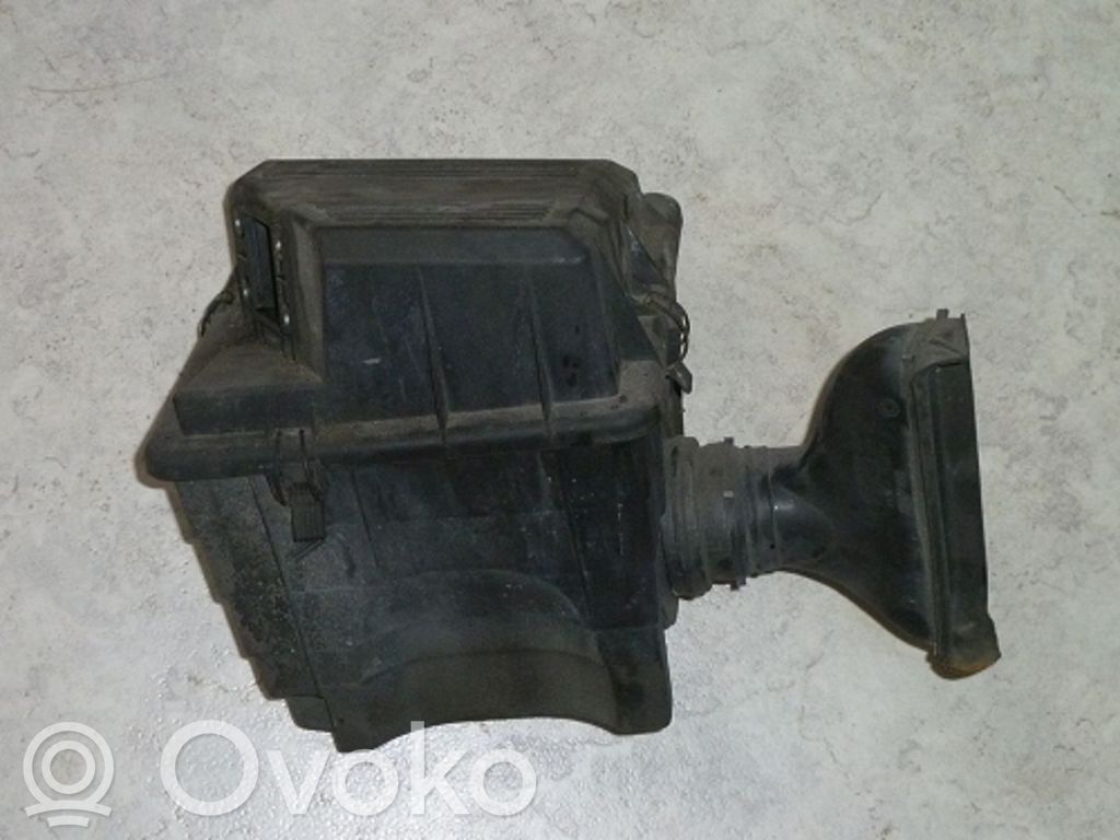 BMW 3 E36 Įsiurbimo rezonatorius 