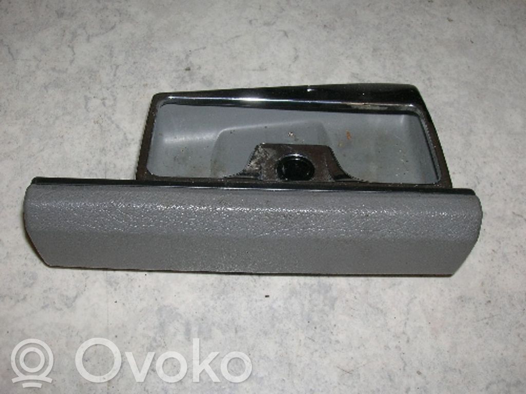 BMW 5 E34 Pelnutrauks (priekšā) 