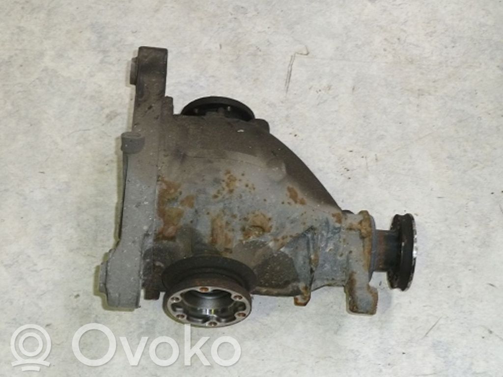 BMW 5 E39 Galinis reduktorius 