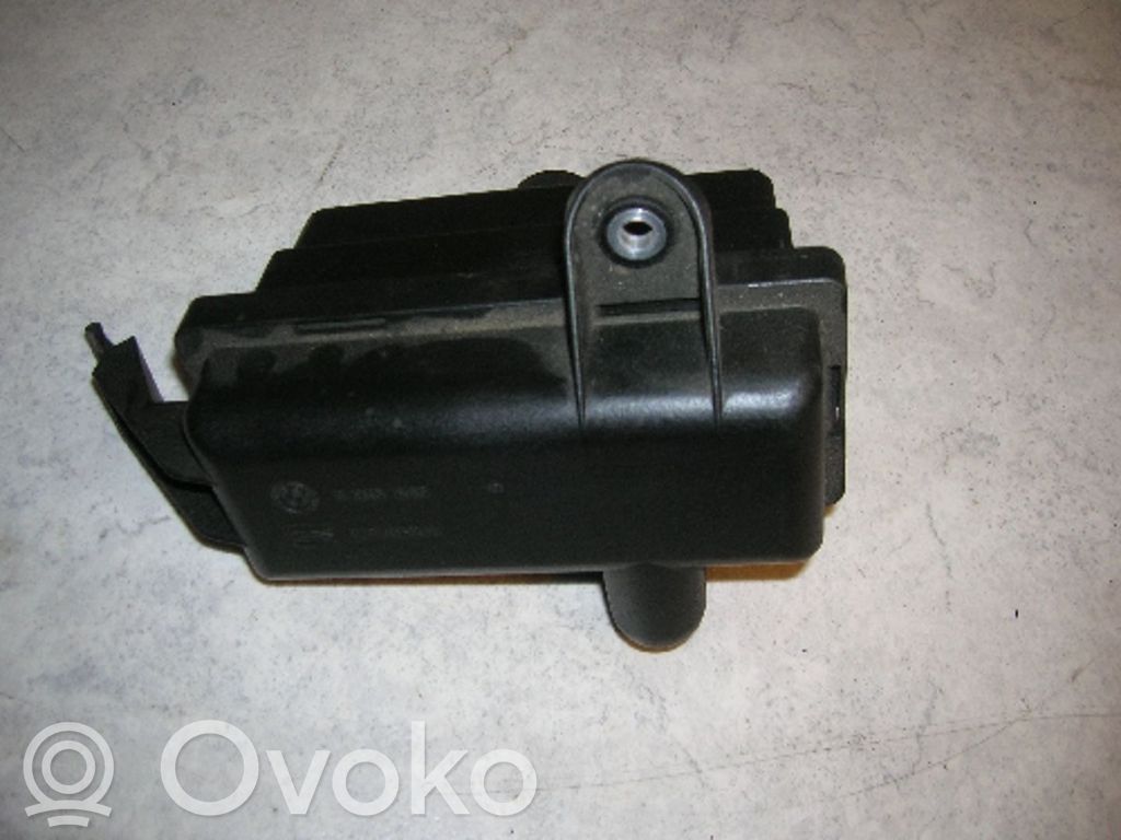 BMW 5 E34 Įsiurbimo rezonatorius 
