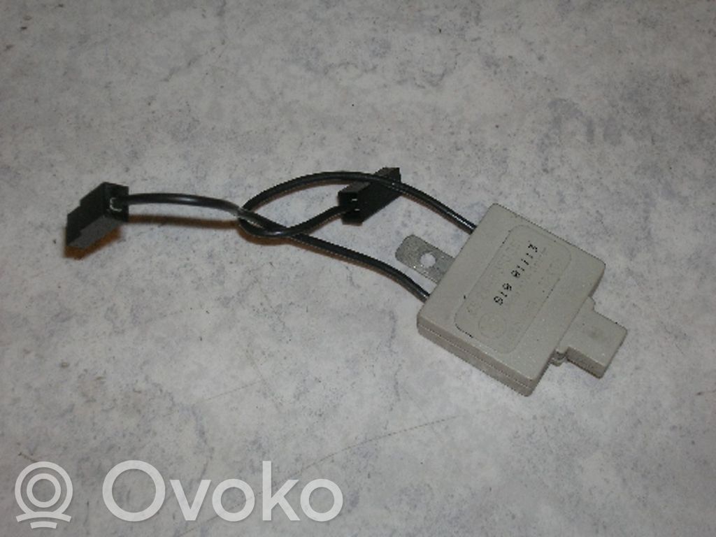 BMW 5 E34 Antenos stiprintuvas 