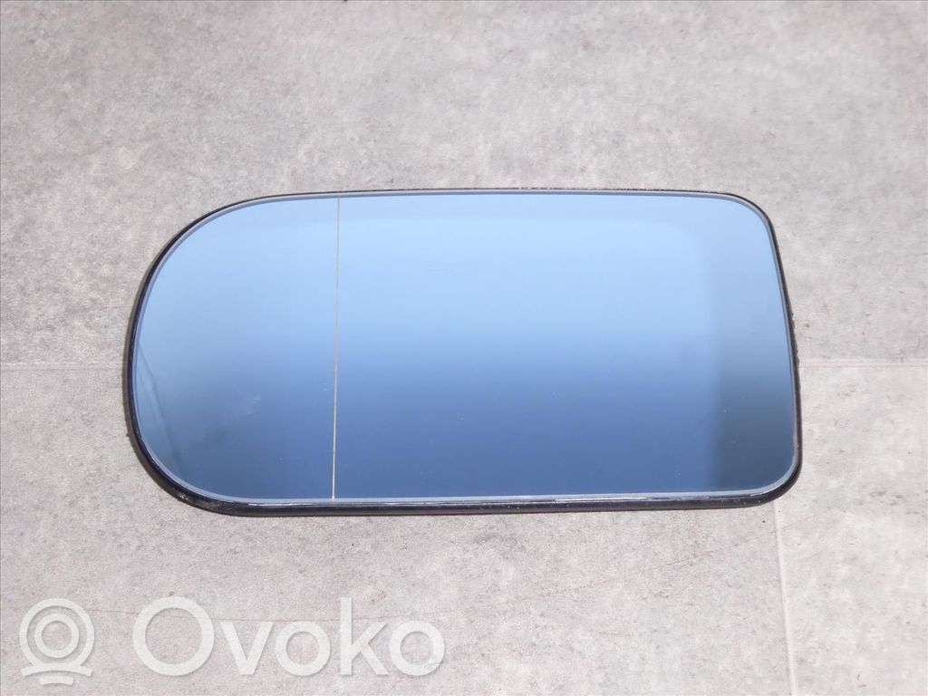 BMW 7 E38 Spoguļa stikls 