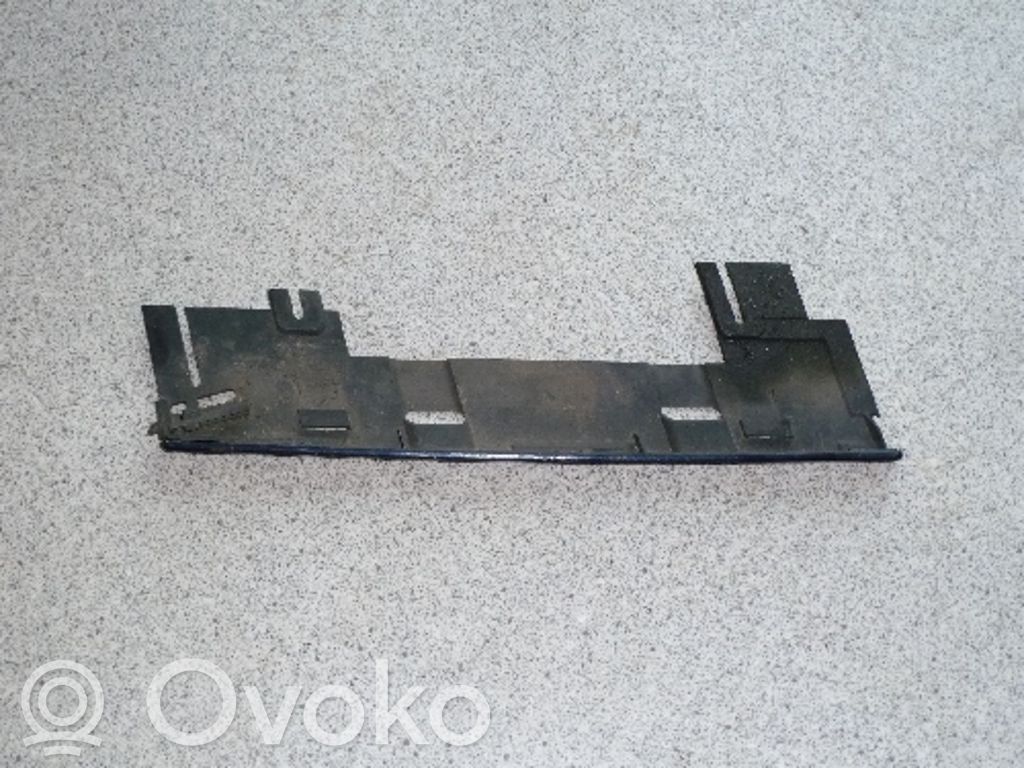 BMW 7 E38 Front bumper upper radiator grill 