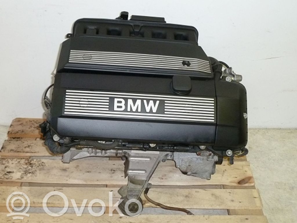 BMW 5 E39 Engine 