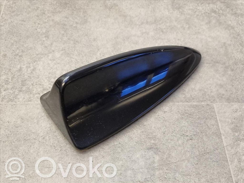 BMW 5 E60 E61 Radion antenni 