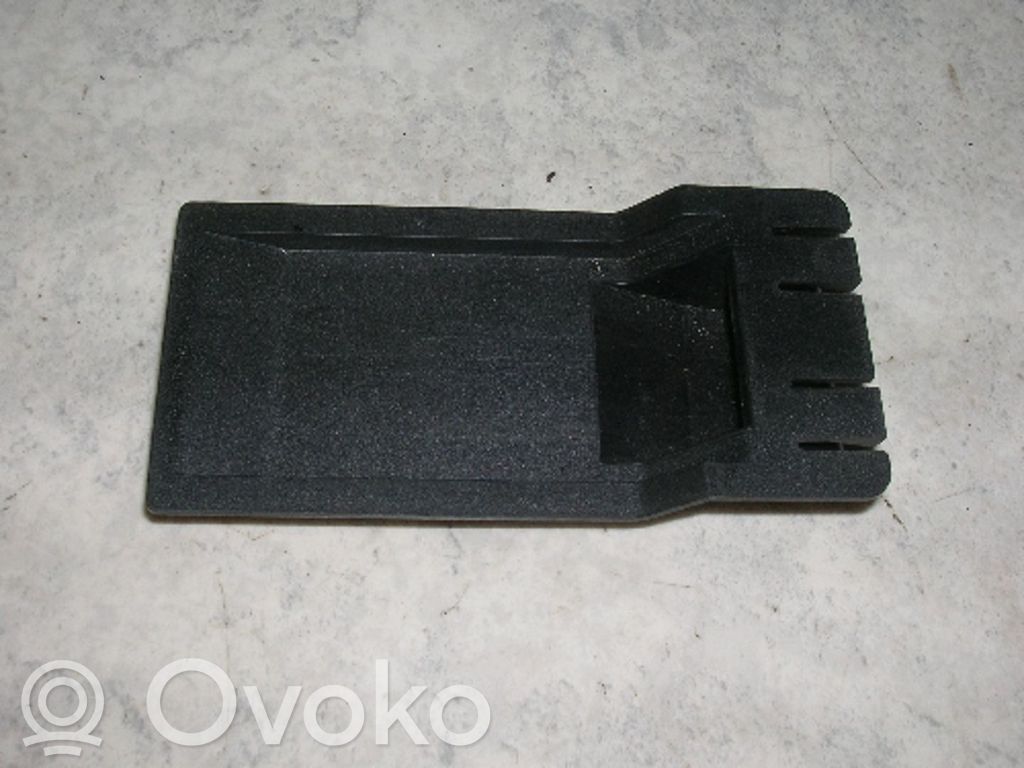 BMW 5 E39 Tie down hook / loop 