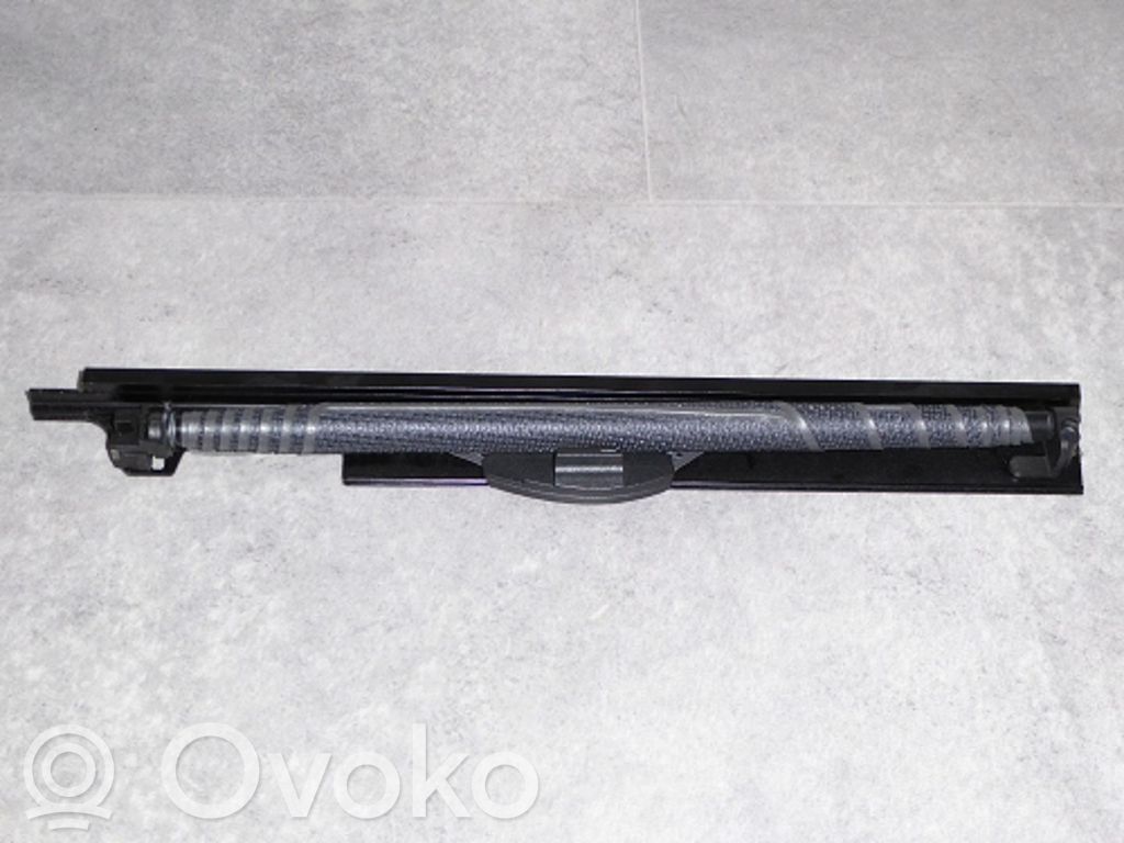 BMW 7 E65 E66 Aizmugurē logu aizkars 