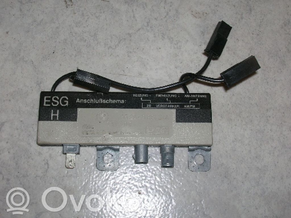 BMW 5 E34 Antenos stiprintuvas 