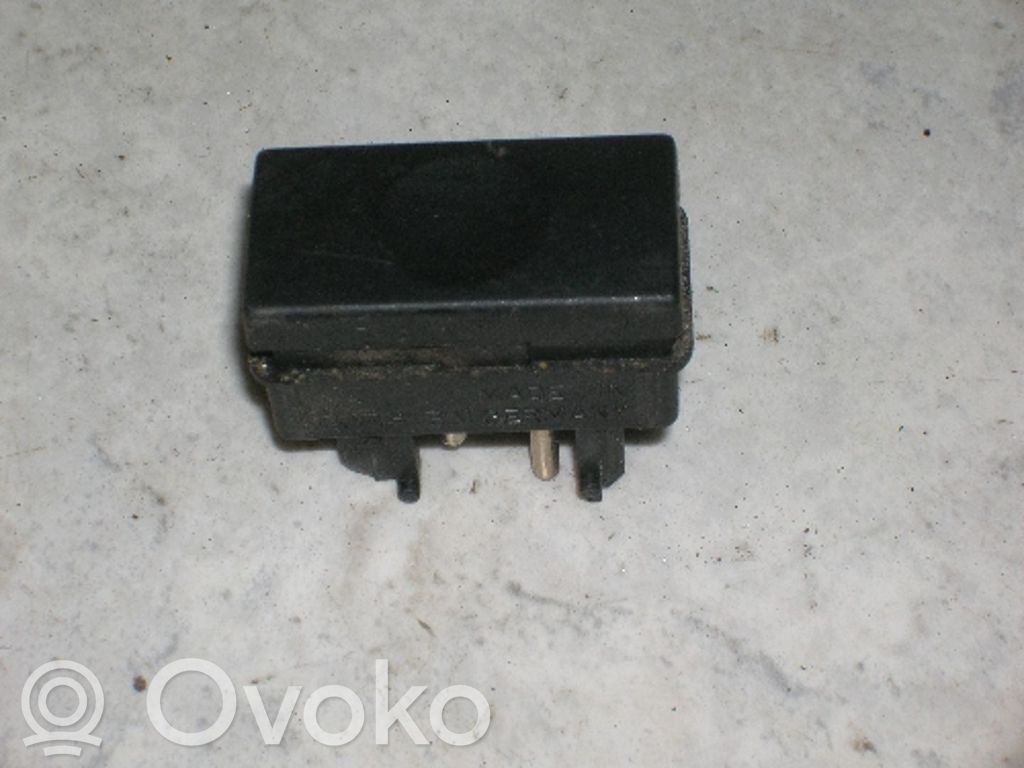 BMW 3 E36 Przycisk dziecko w samochodzie 
