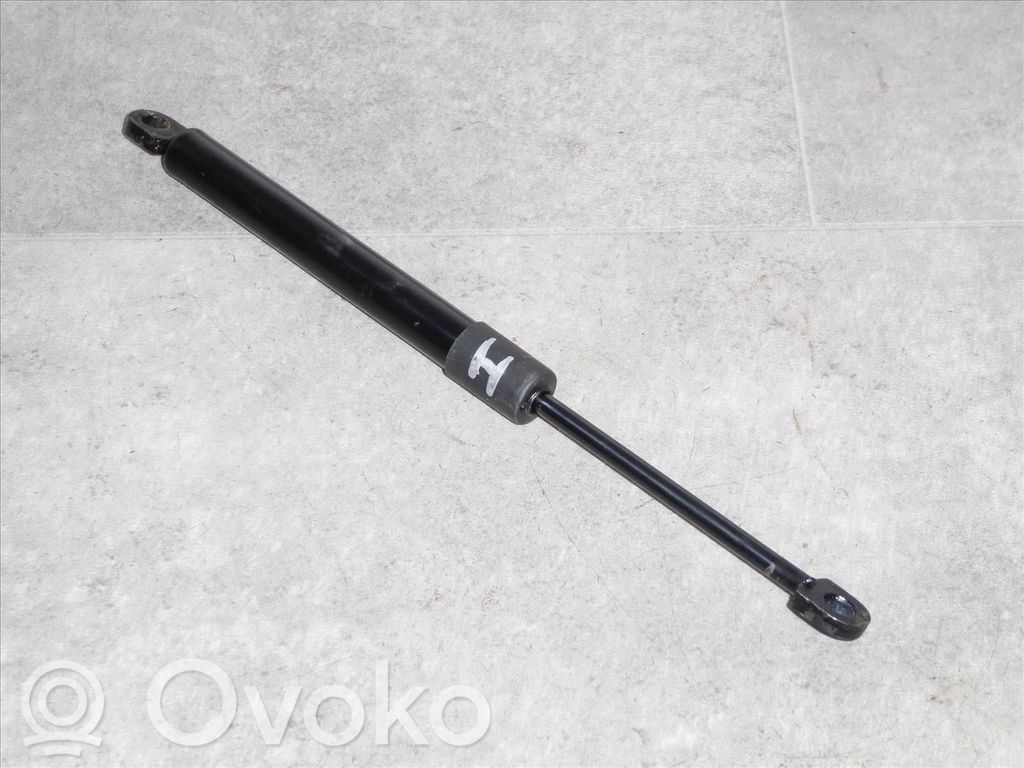 BMW 5 E34 Konepellin kaasujousi 