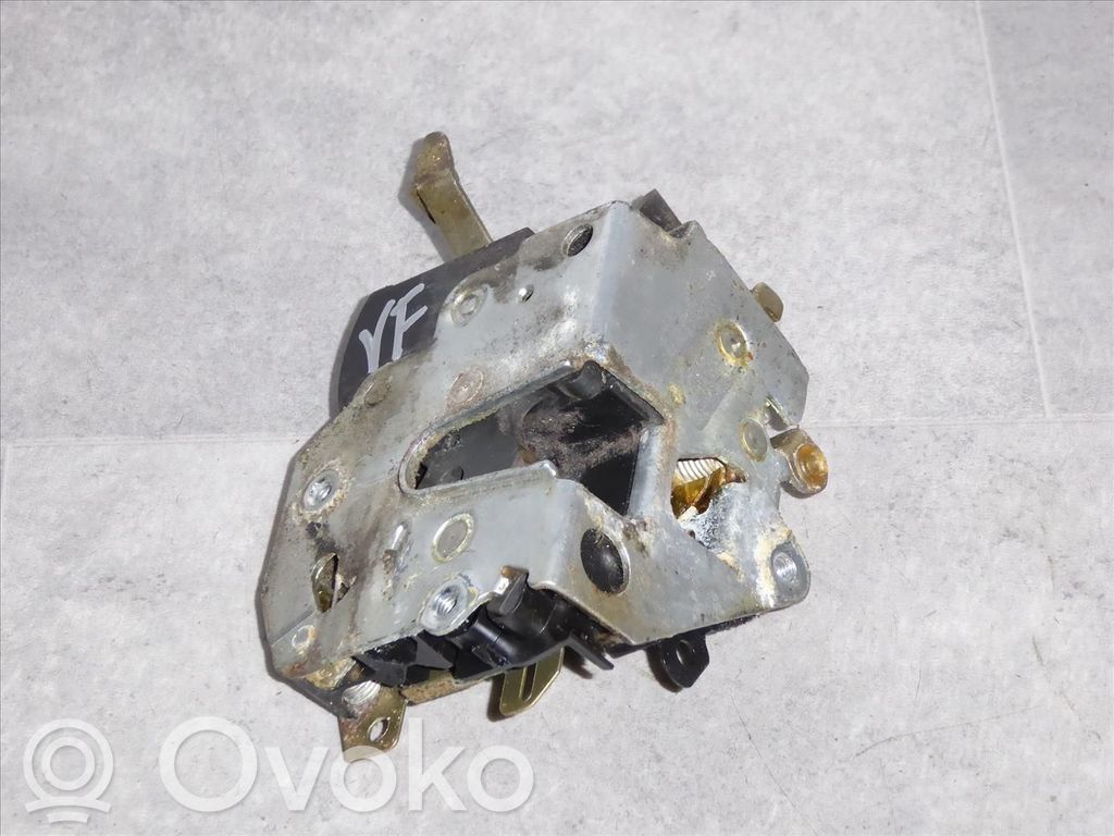 BMW 5 E34 Front door lock 