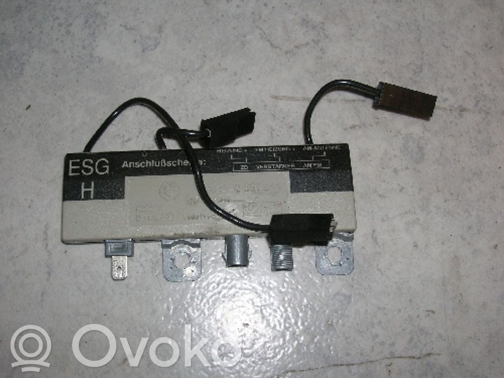 BMW 5 E34 Antenos stiprintuvas 