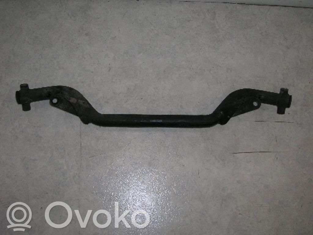 BMW 5 E34 Galinis traversas 