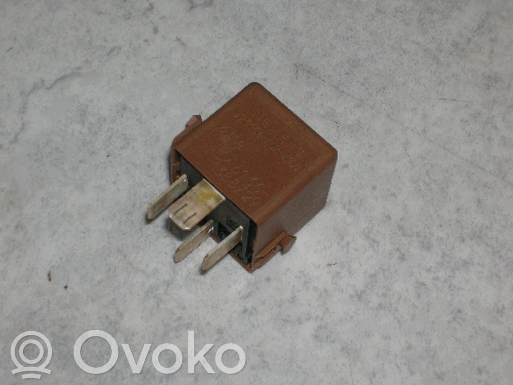 BMW 5 E34 Sonstige Relais 