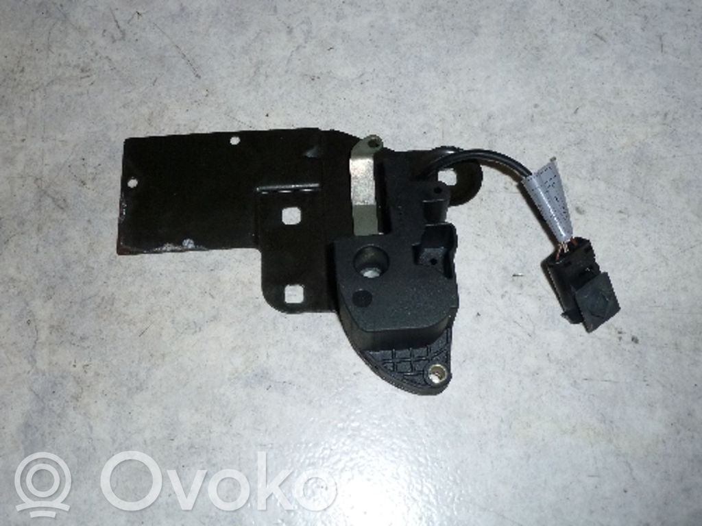 BMW 5 E39 Rear glass lock/latch 