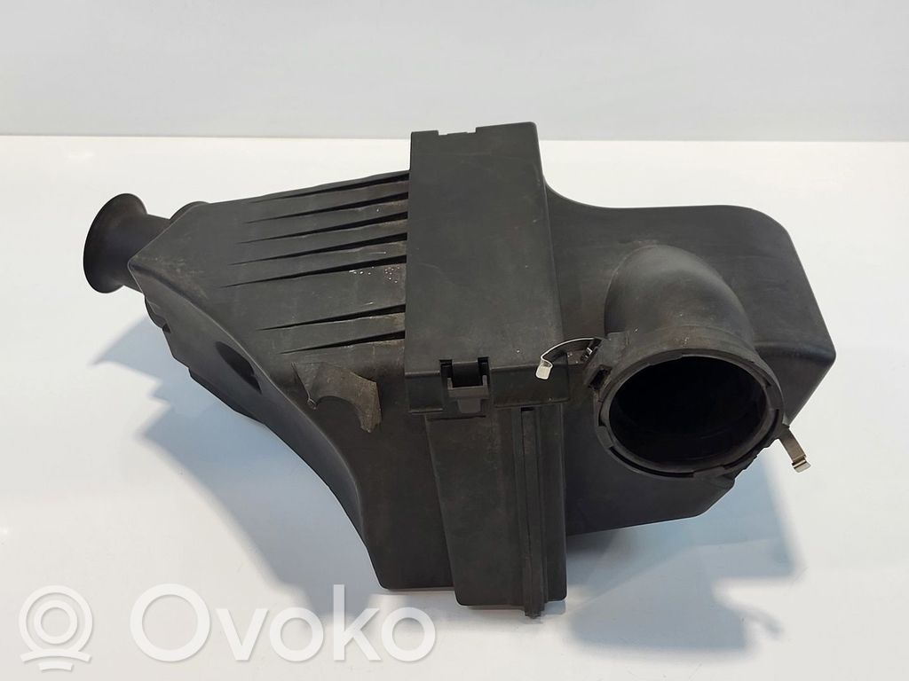 BMW 5 E39 Įsiurbimo rezonatorius 